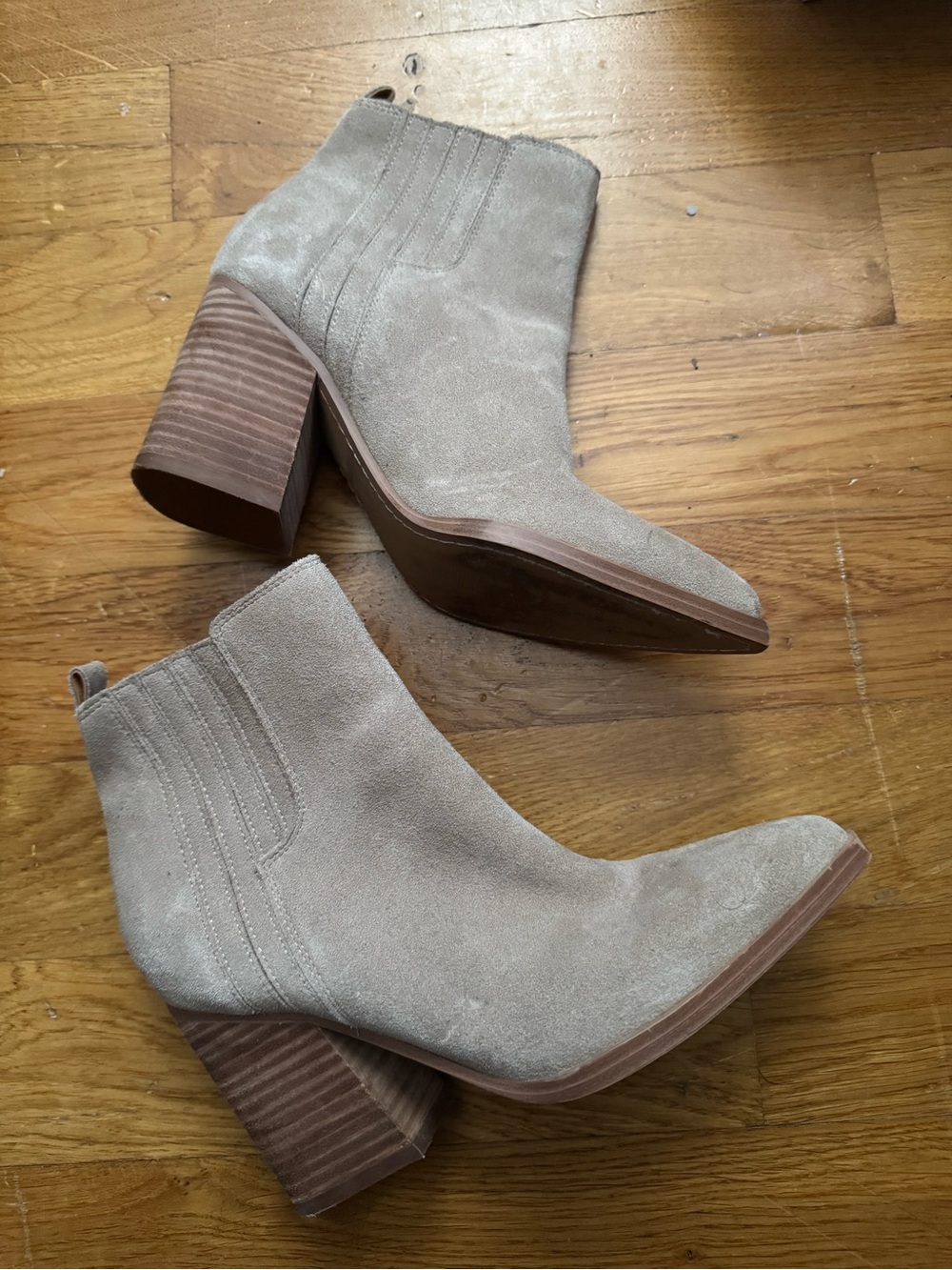 Marc fisher taupe suede heeled boots